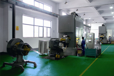 High-speed punch press equipment